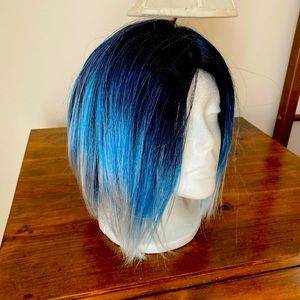 Blue/Gray wig
